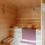 בית נופש Bumblebee Met Prive Sauna & Vuurplaats Diessen