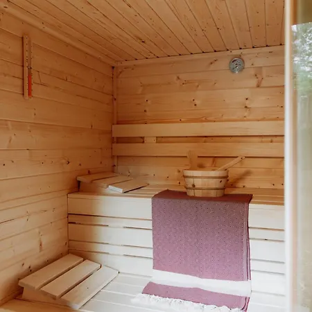 بيت للعطل Bumblebee Met Prive Sauna & Vuurplaats Diessen