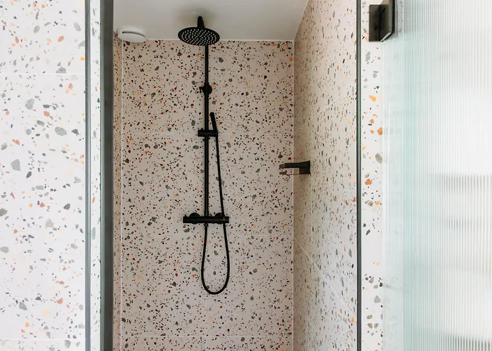 Σπίτι διακοπών Bumblebee Met Prive Sauna & Vuurplaats *